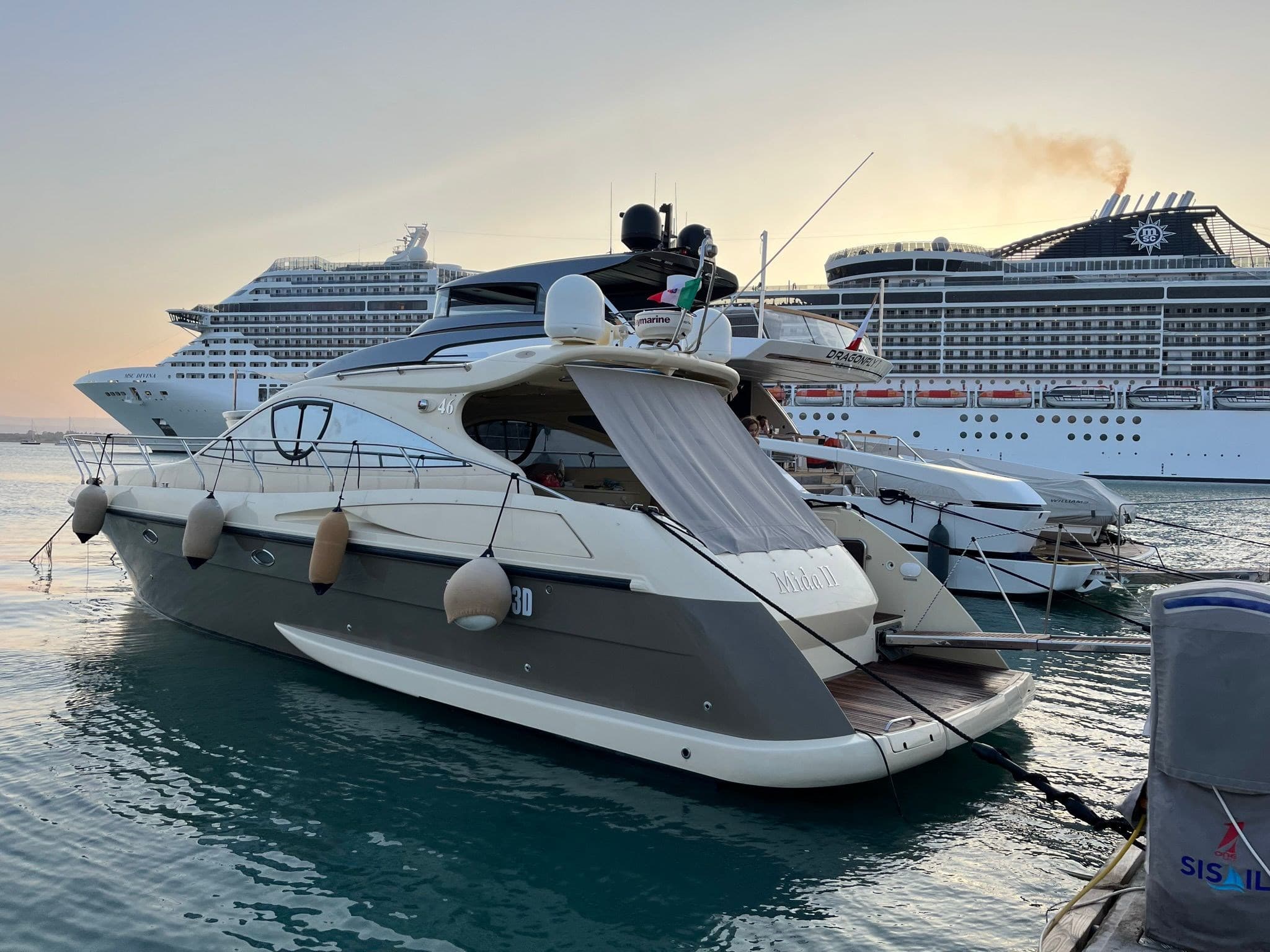 Dellapasqua Dc 13 Elite - Deck View Dellapasqua Dc 13 Elite - Deck View