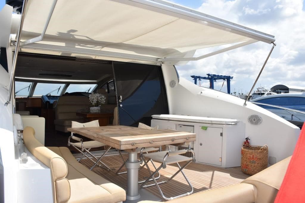 Sunseeker Predator 72 used - detail 4