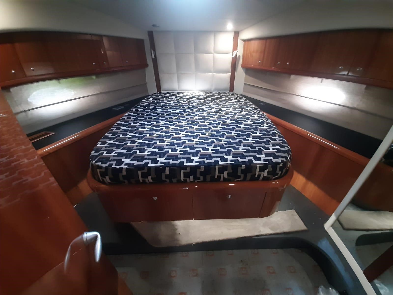 Sunseeker Predator 62 d'occasion - image hero 17