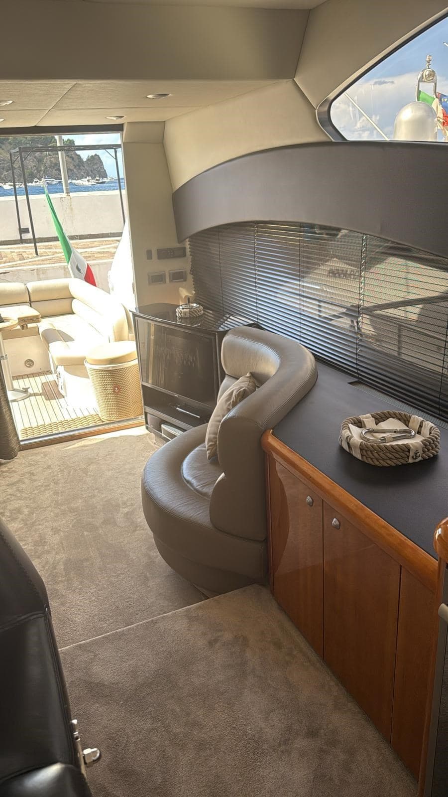 Sunseeker Predator 62 d'occasion - image hero 11