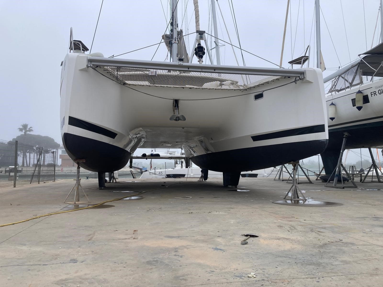 Fountaine Pajot Astréa 42 used - detail 3