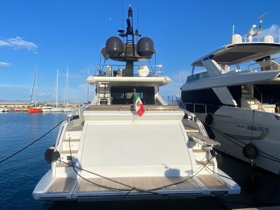 Azimut 77S d'occasion - image hero 2