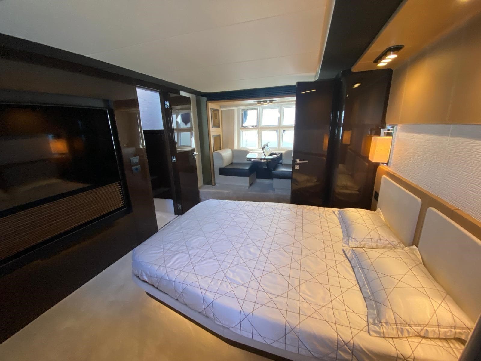 Azimut 77S d'occasion - image hero 18