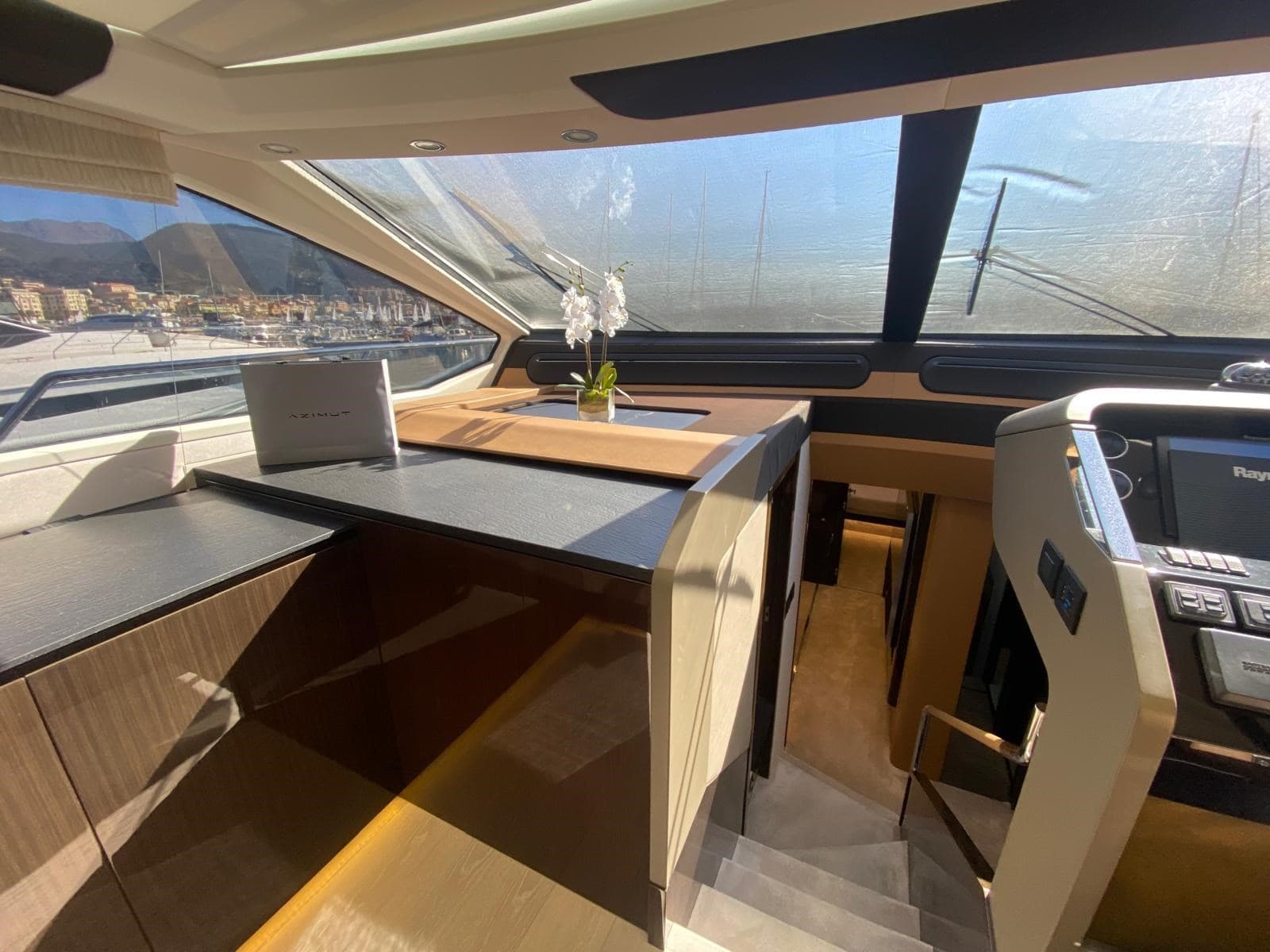Azimut 77S d'occasion - image hero 15