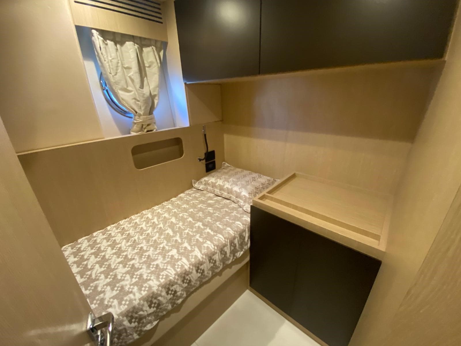Azimut 77S d'occasion - image hero 24