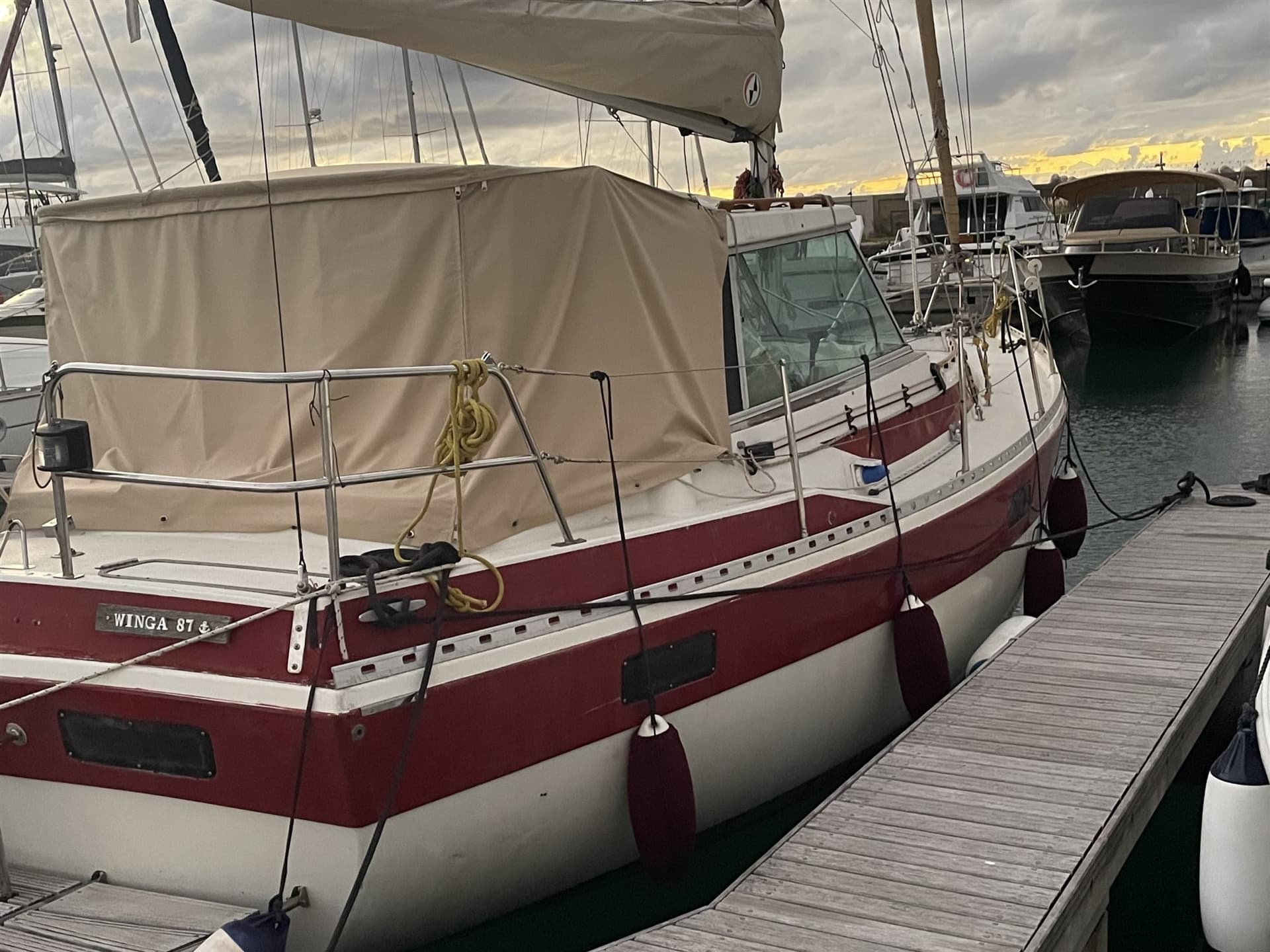 Winga 87 - Interior View Winga 87 - Interior View