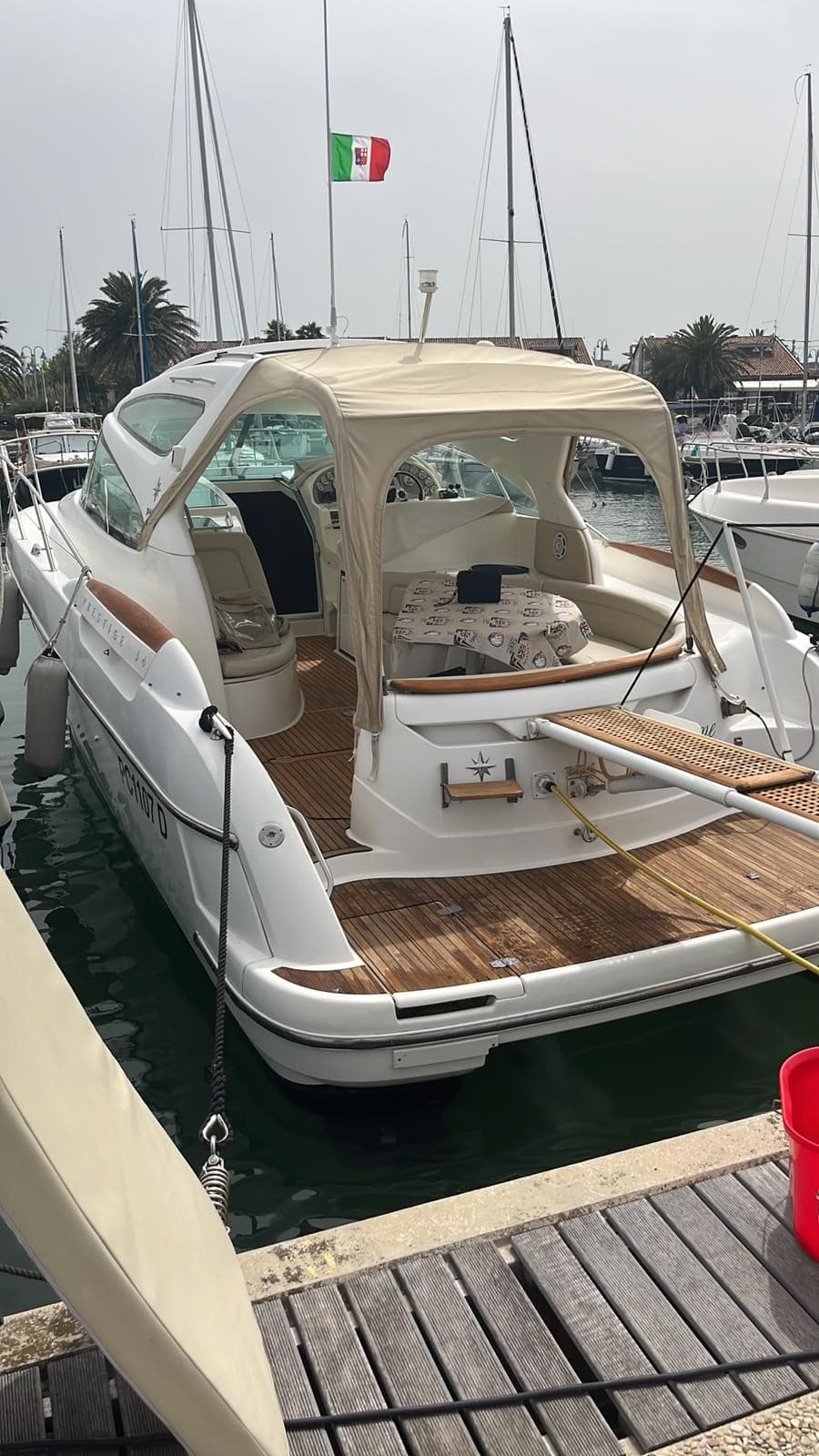 Jeanneau Prestige 34 S used - detail 4