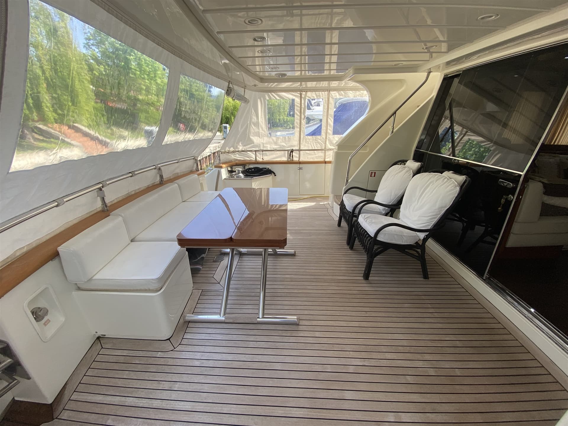 Cantieri Navali Falcon Falcon 80 - Interior View Cantieri Navali Falcon Falcon 80 - Interior View