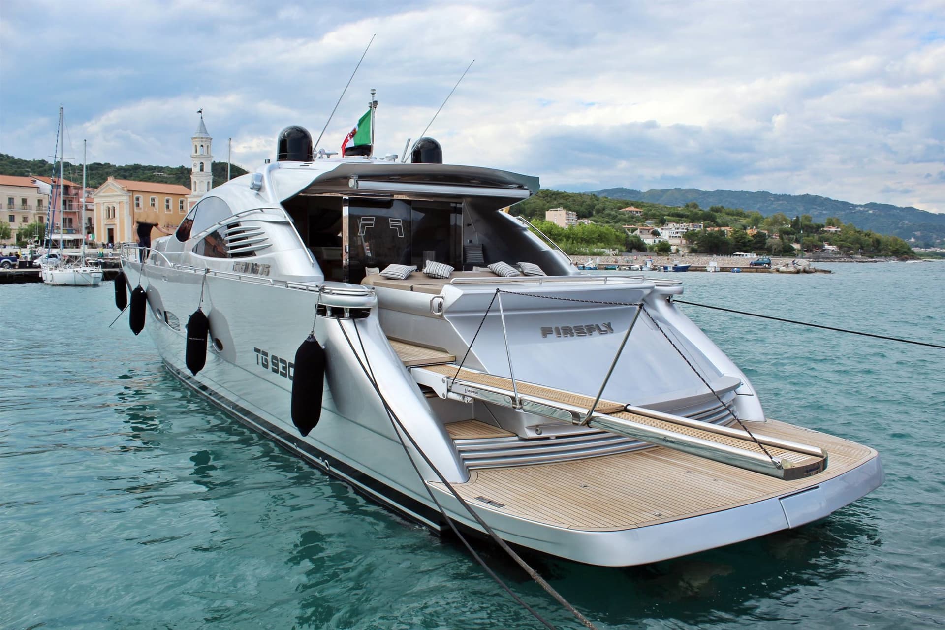 Pershing Pershing 76 - Interior View Pershing Pershing 76 - Interior View