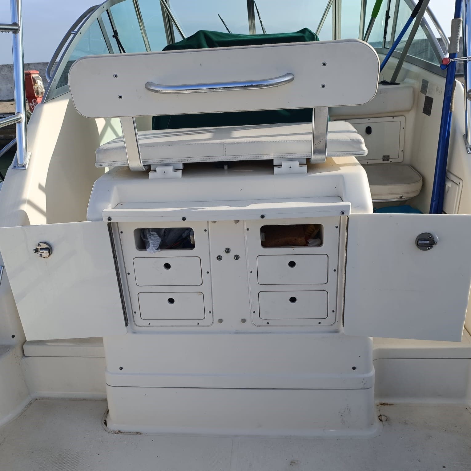 Pursuit 3070 Offshore Center Console usato - foto hero 10