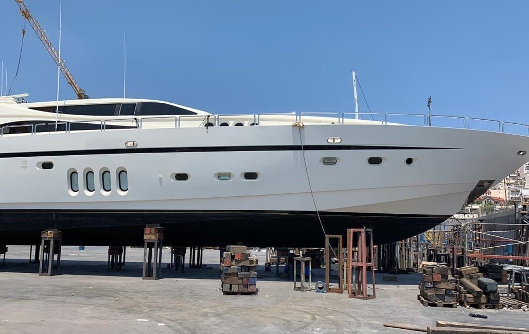 Arno Leopard 34m - Detail View 1 Arno Leopard 34m - Detail View 1