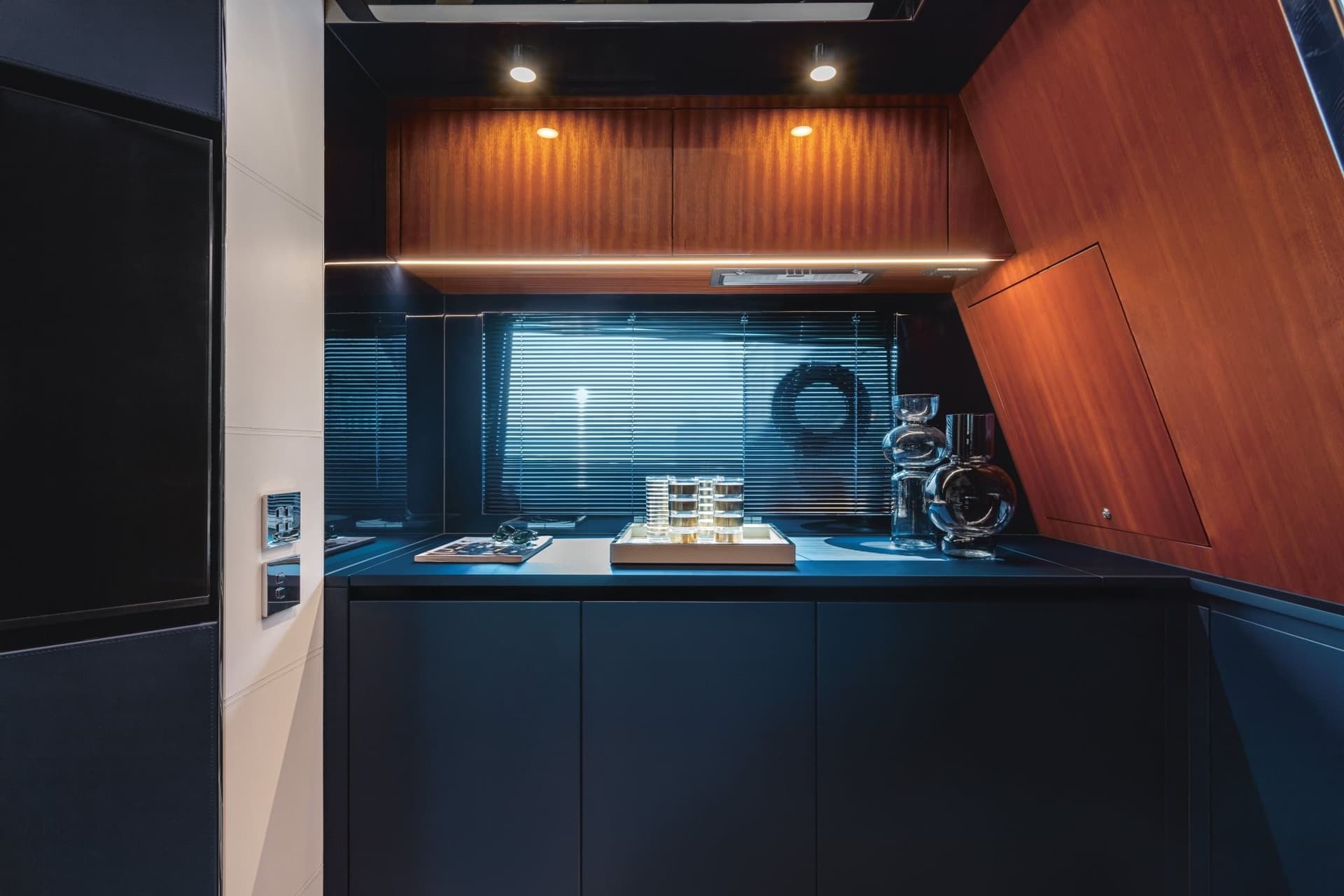 Riva 48 DOLCERIVA used - hero image 18