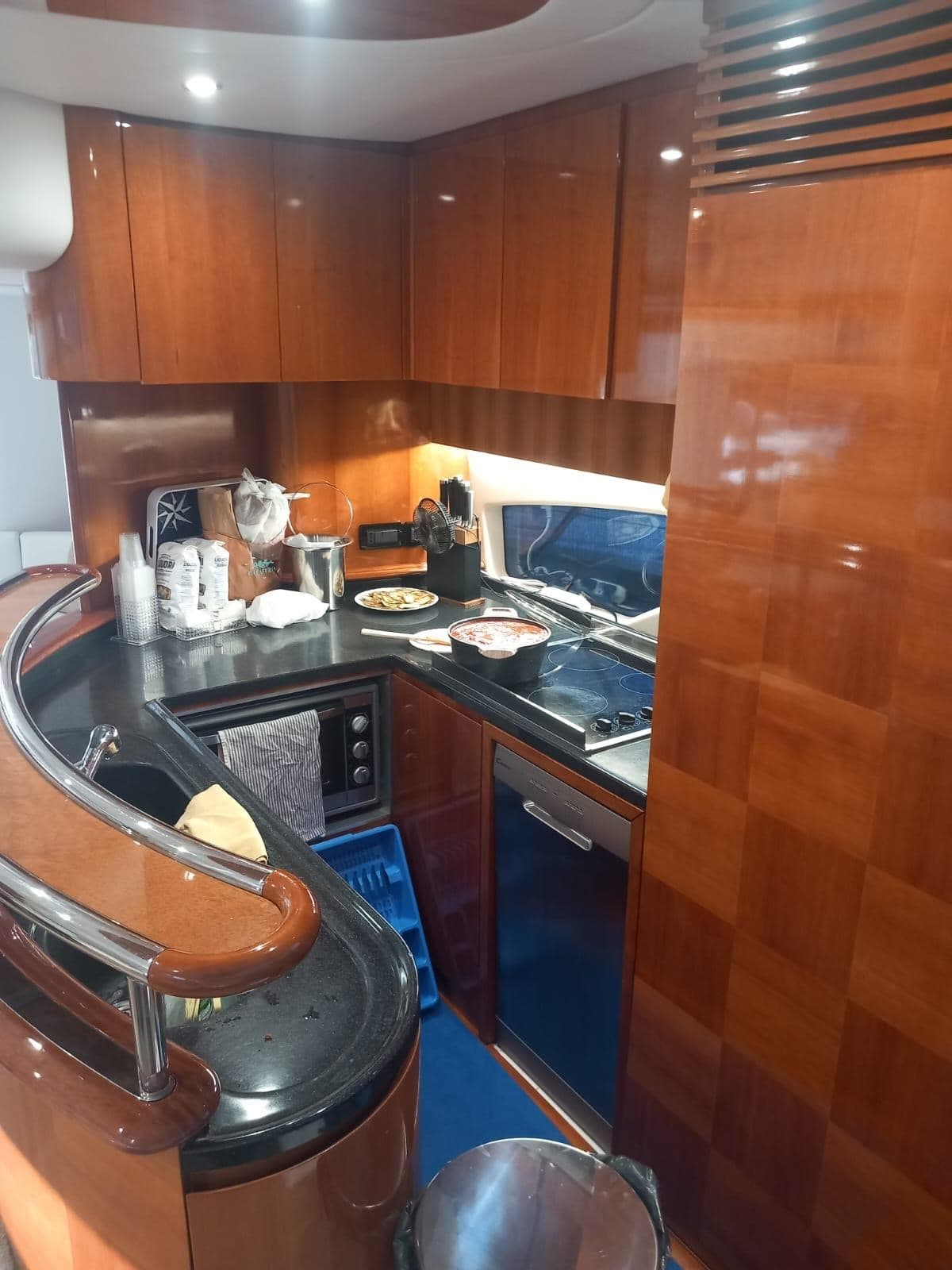 Azimut 62 usato - foto hero 19