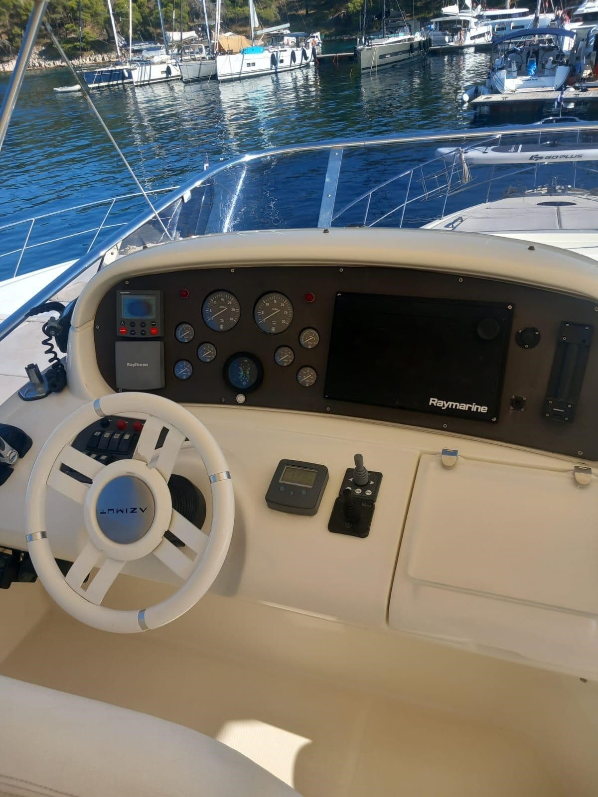 Azimut 62 usato - foto hero 8