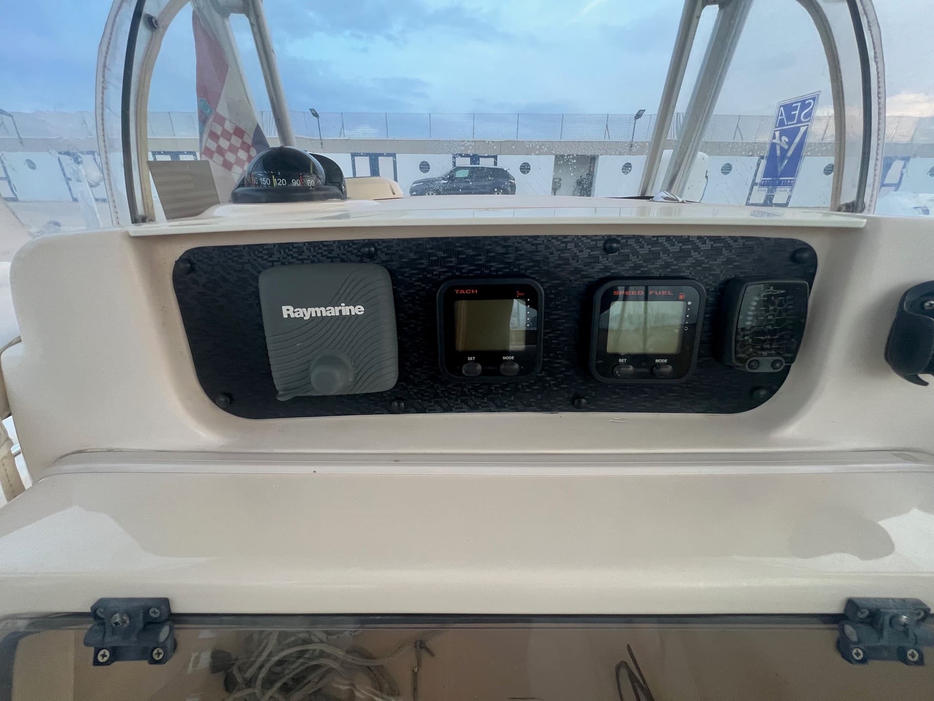 Grady White Boats 257 ADVANCE usato - foto hero 14