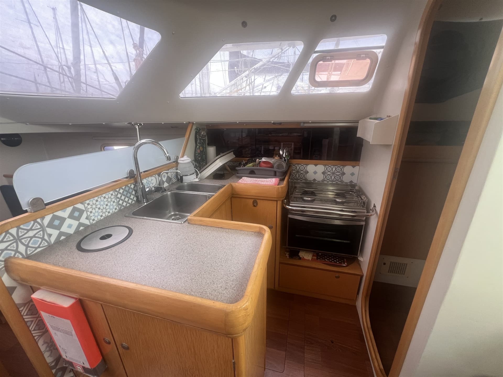 RM Yachts RM1050 used - hero image 15