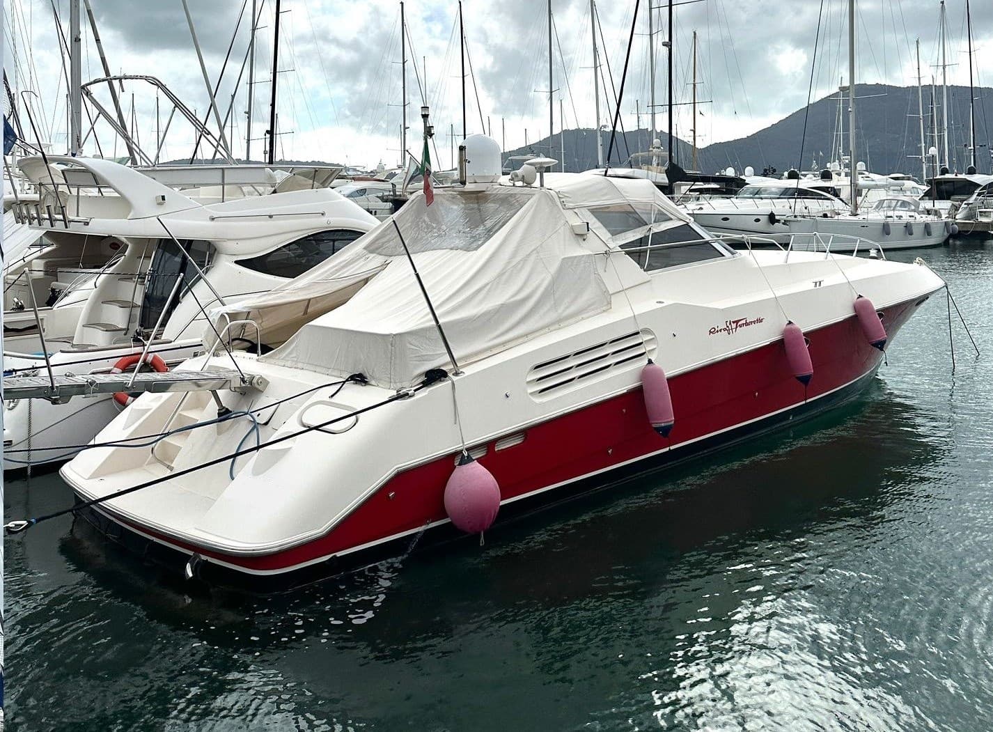 Riva 51 Turborosso - Detail View 1 Riva 51 Turborosso - Detail View 1