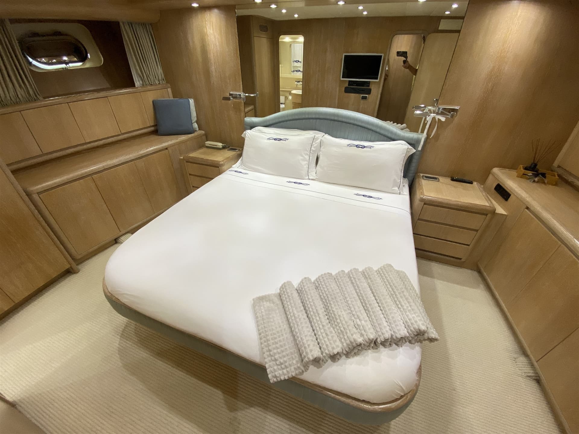 Falcon Yachts 85 gebraucht - Hauptbild 20