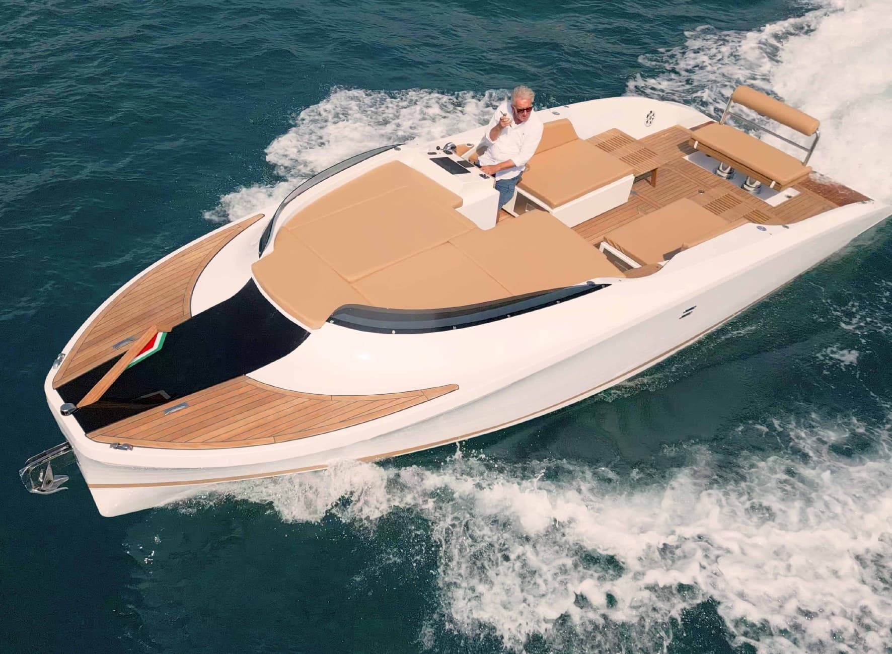 Motor Marine Tigullio Mami 28 - Main View Motor Marine Tigullio Mami 28 - Main View