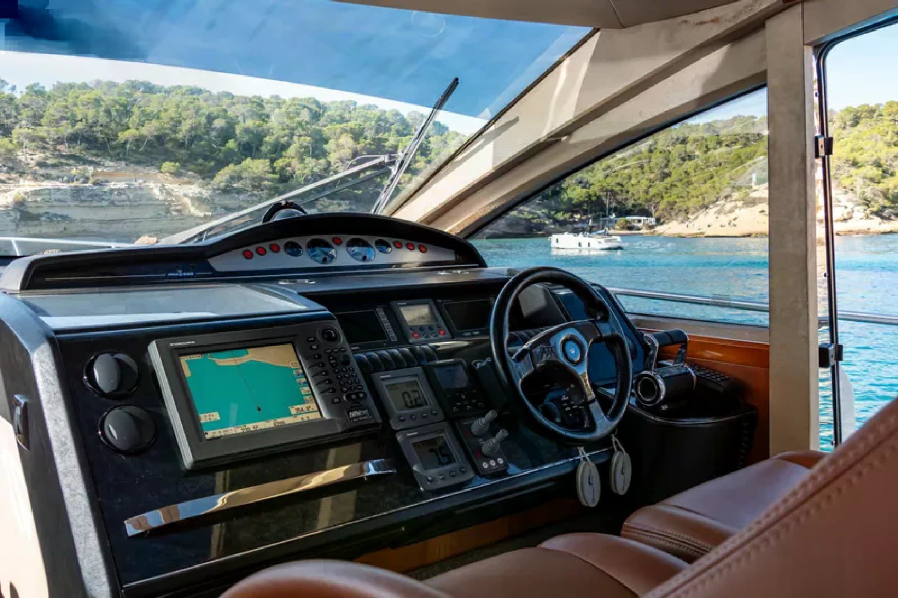Princess Yachts V65 usato - foto hero 16