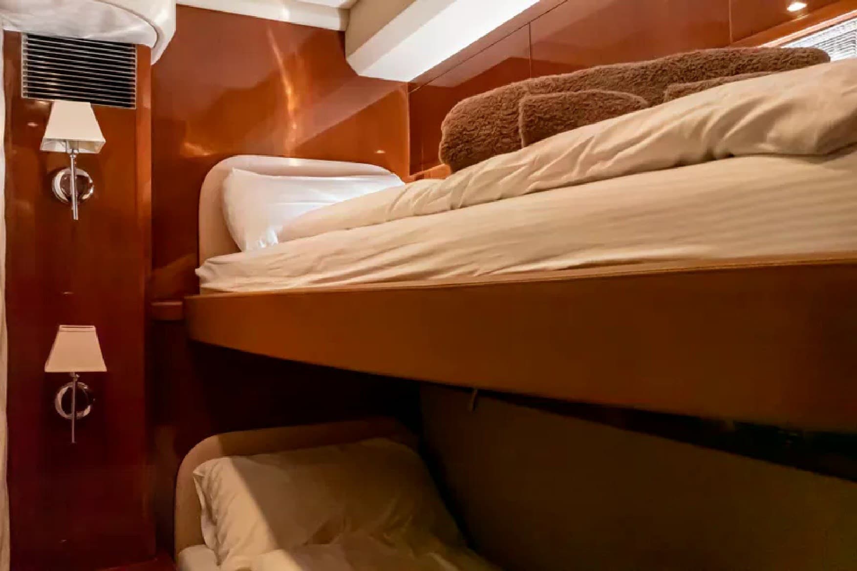 Princess Yachts V65 usato - foto hero 21