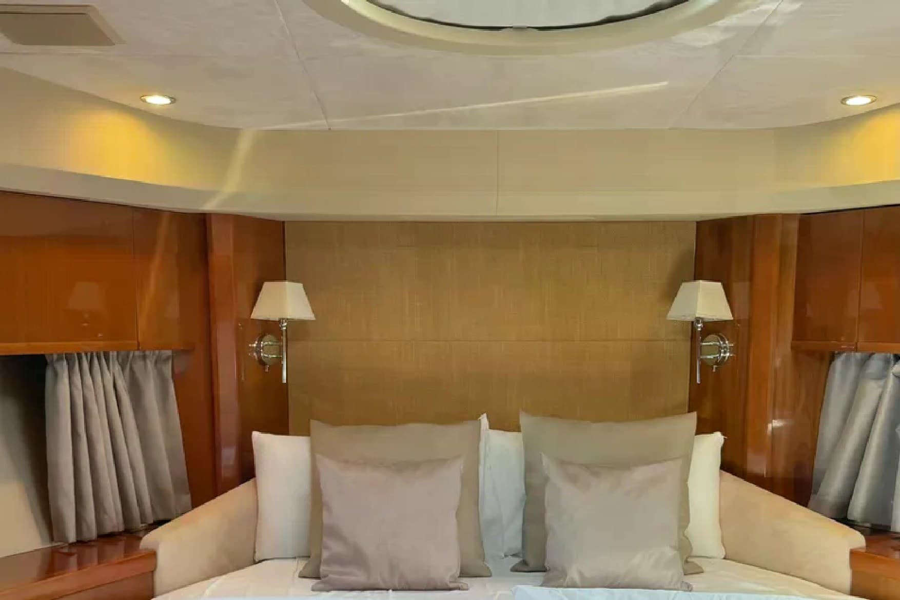 Princess Yachts V65 usato - foto hero 20
