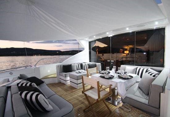 Overmarine Mangusta 92 - Deck View Overmarine Mangusta 92 - Deck View