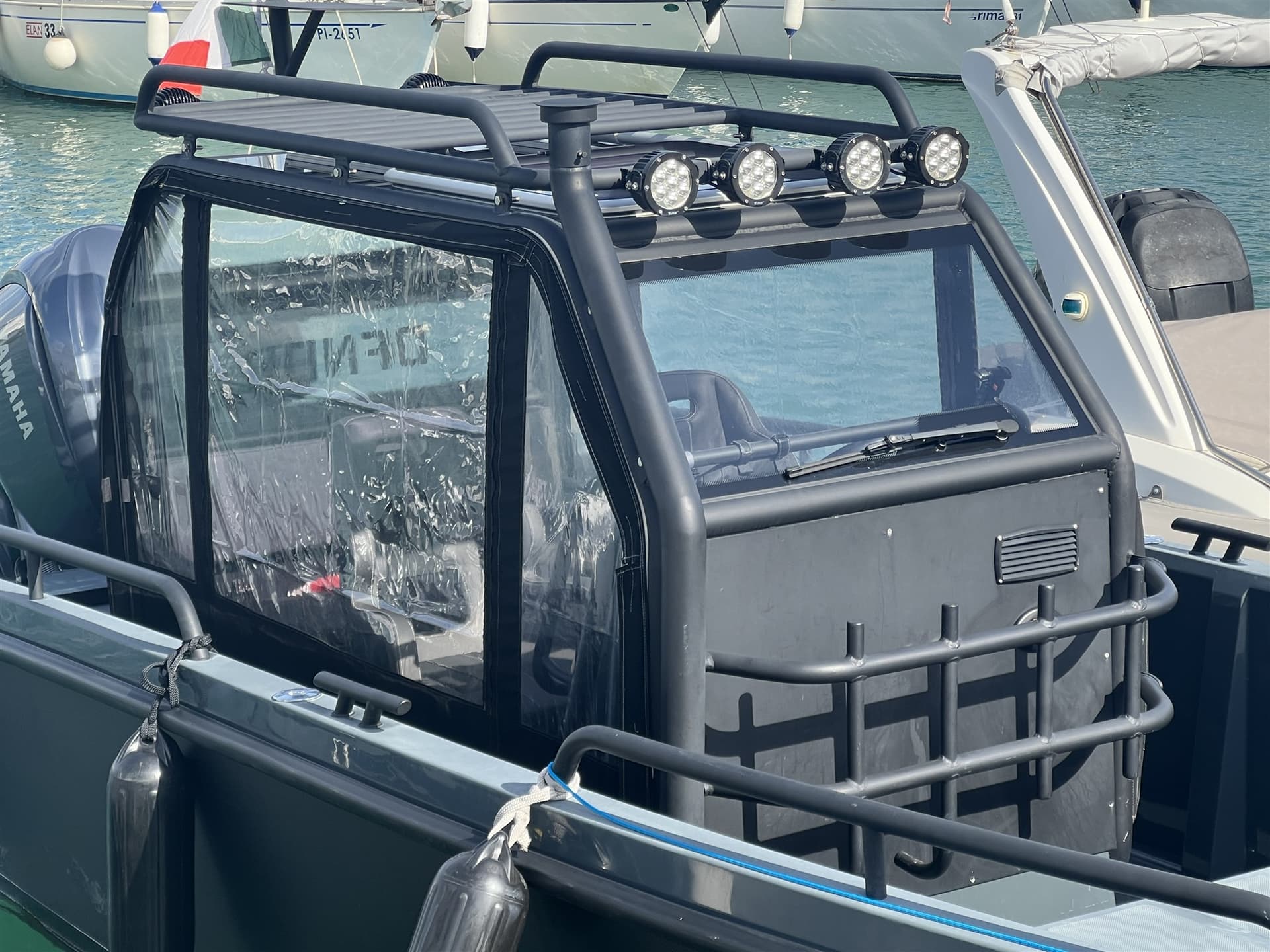 XO BOATS DFNDR 8 usato - foto hero 6