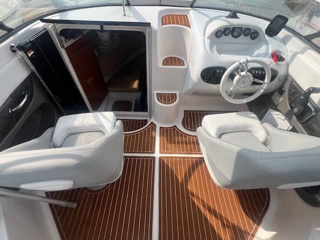 Regal Marine 2450 LSC d'occasion - image hero 9