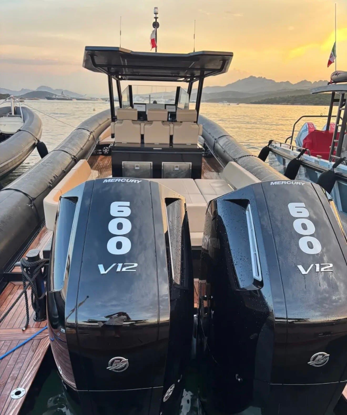 Sea Water 500 PHANTOM usato - foto hero 9