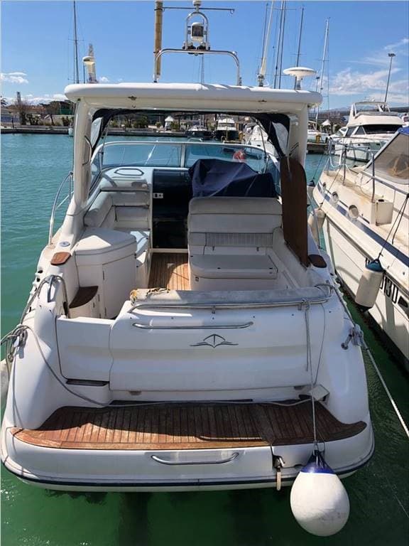 Sealine S 28 - Interior View Sealine S 28 - Interior View