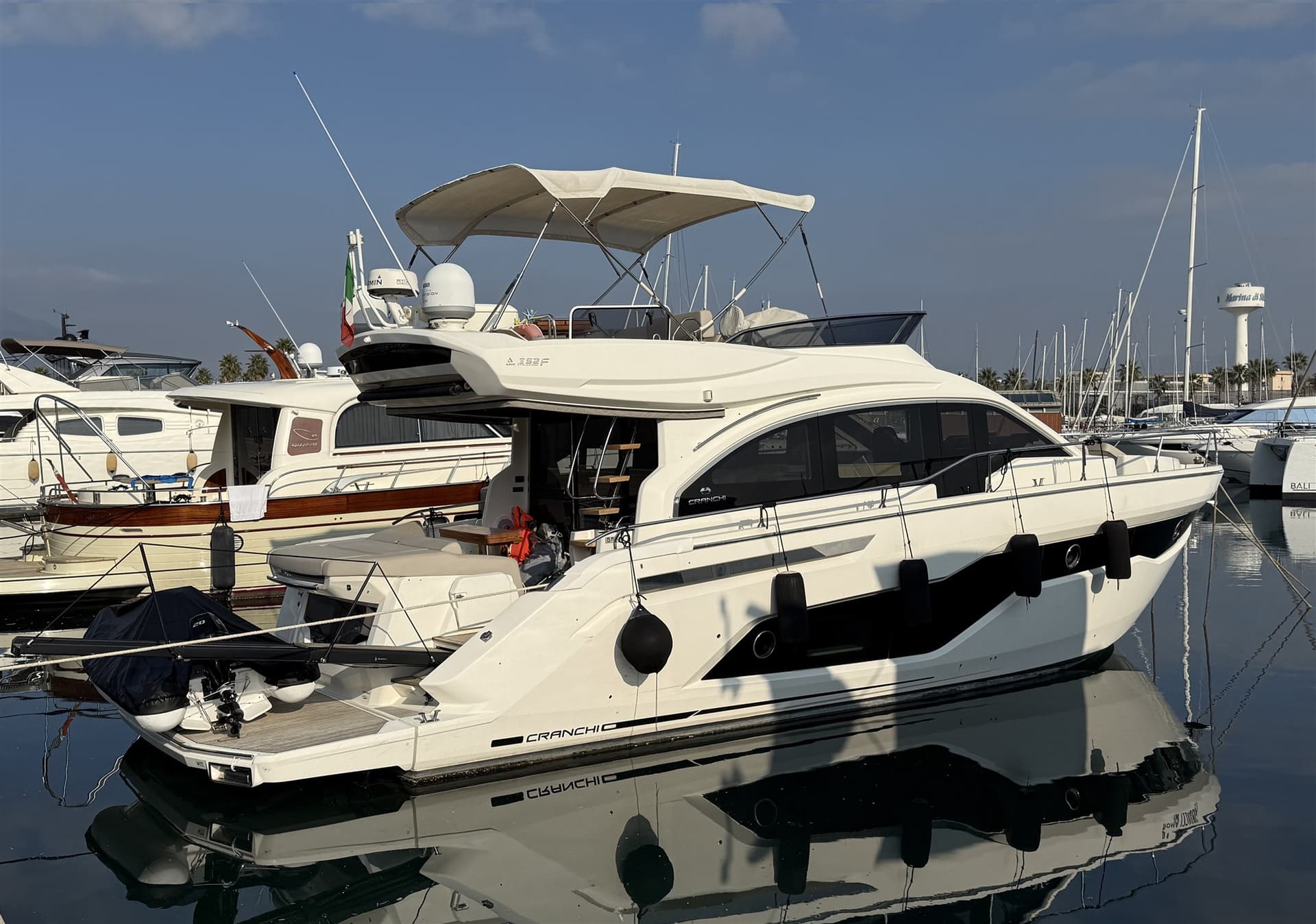 Cranchi E 52 F - Main View Cranchi E 52 F - Main View