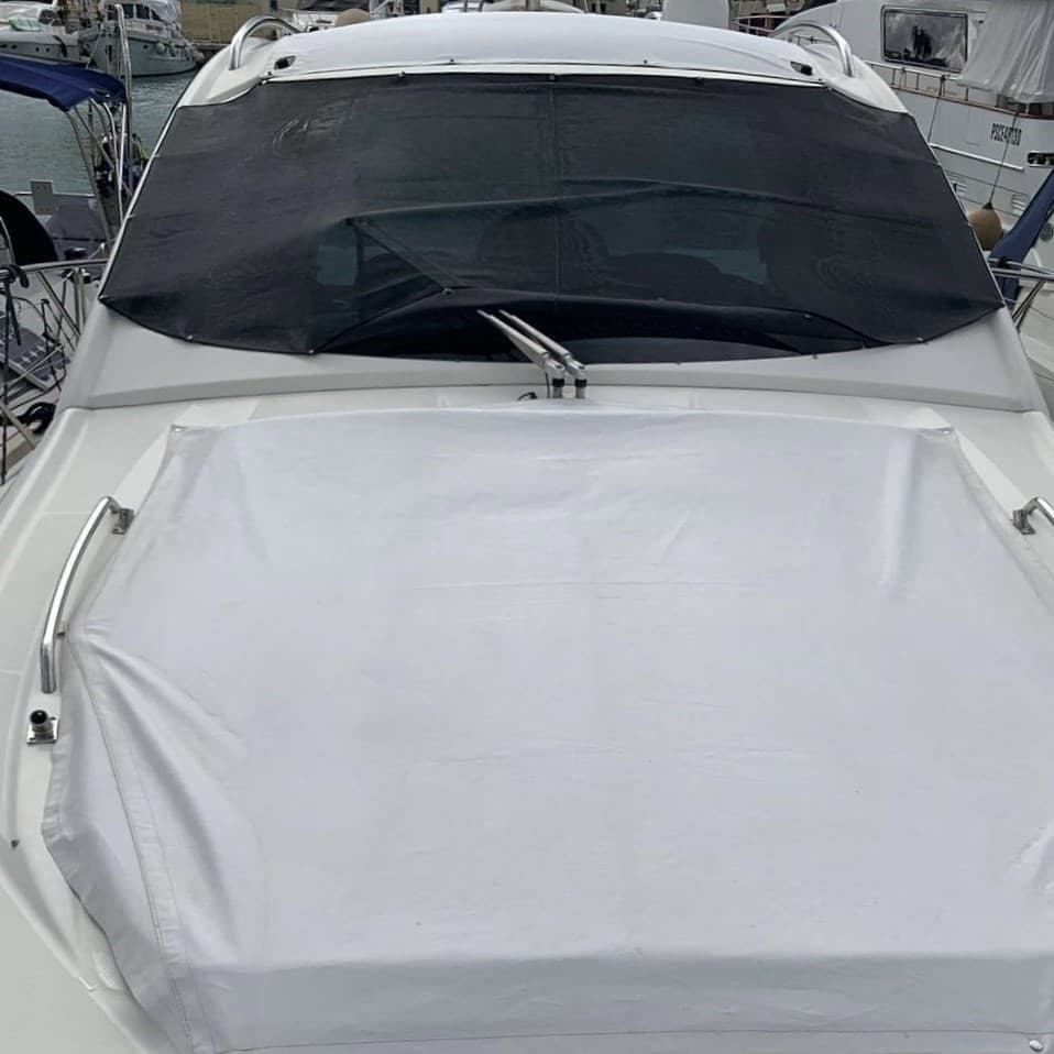 Cranchi Mediterranee 43 Hard Top - Deck View Cranchi Mediterranee 43 Hard Top - Deck View