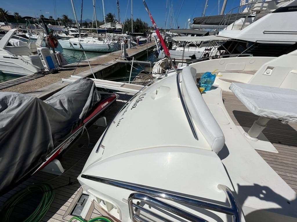 Sunseeker Predator 75 - Interior View Sunseeker Predator 75 - Interior View