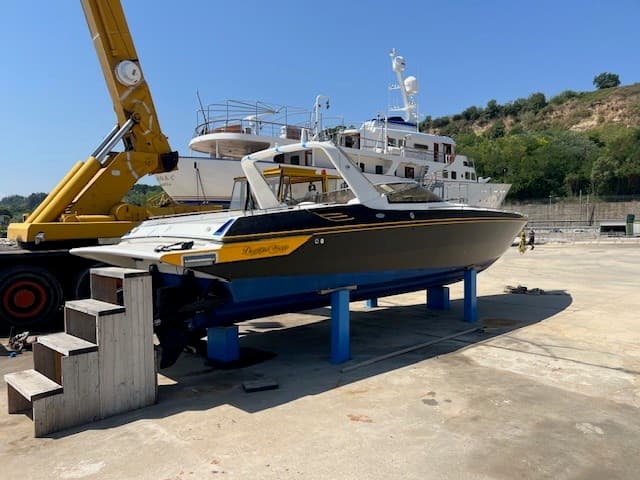 Wellcraft Marine Scarab 31 used - detail 2