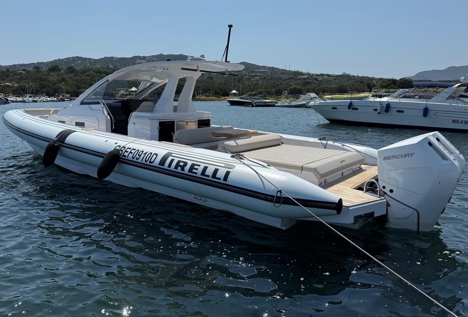 Pirelli 42 Fb - Main View Pirelli 42 Fb - Main View