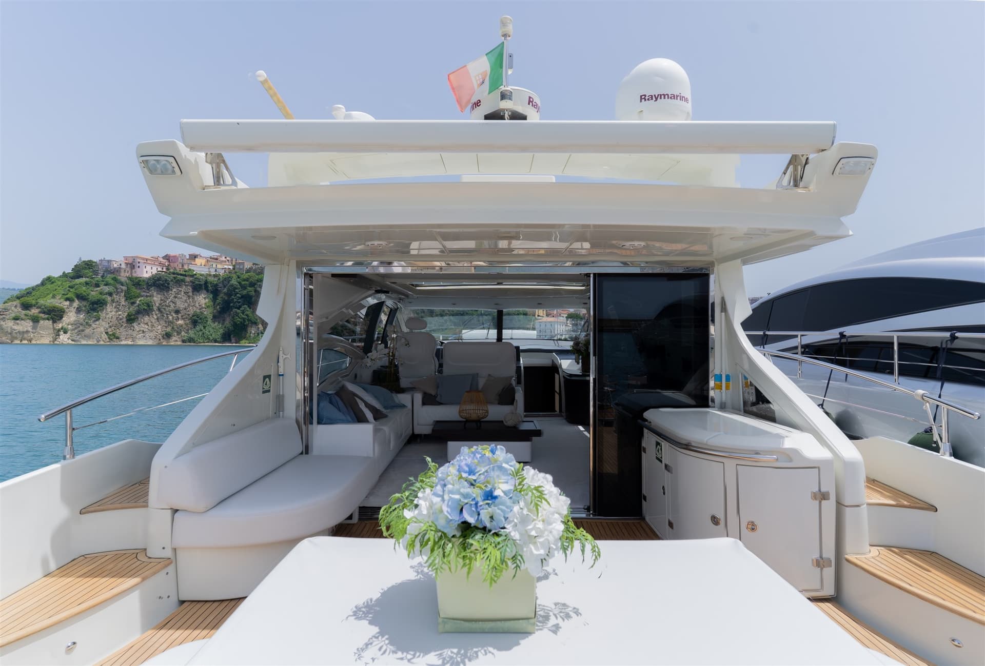 Azimut 62S d'occasion - image hero 4
