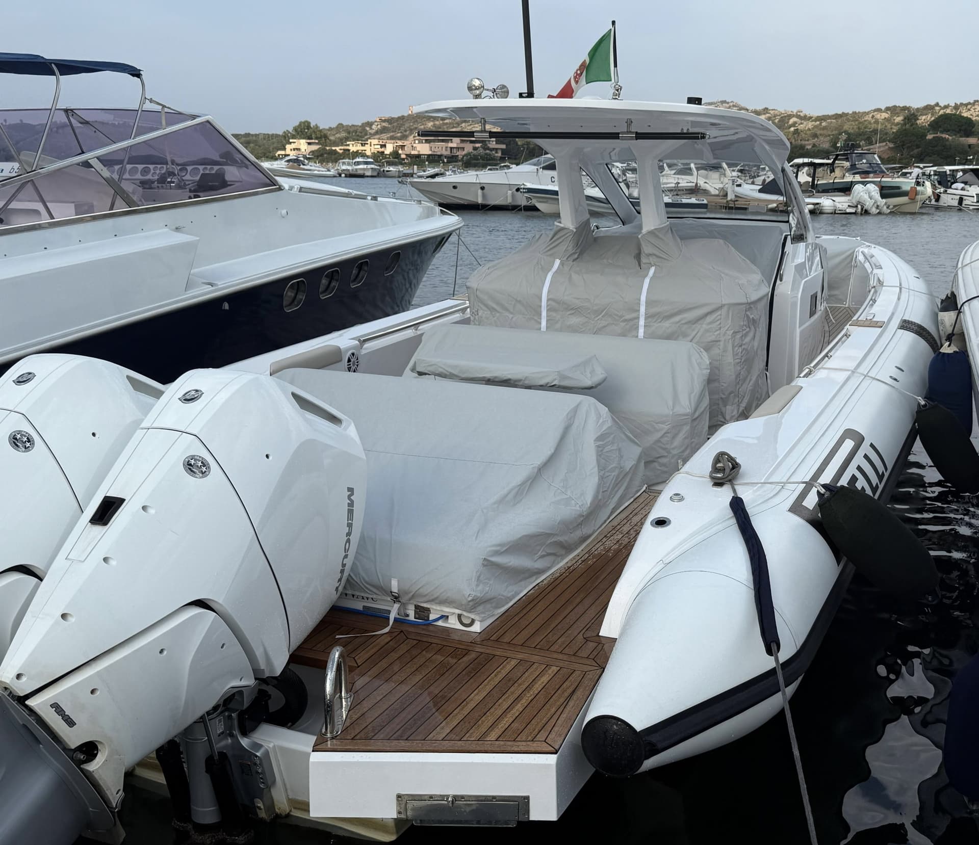 Pirelli 42 FB d'occasion - image hero 20