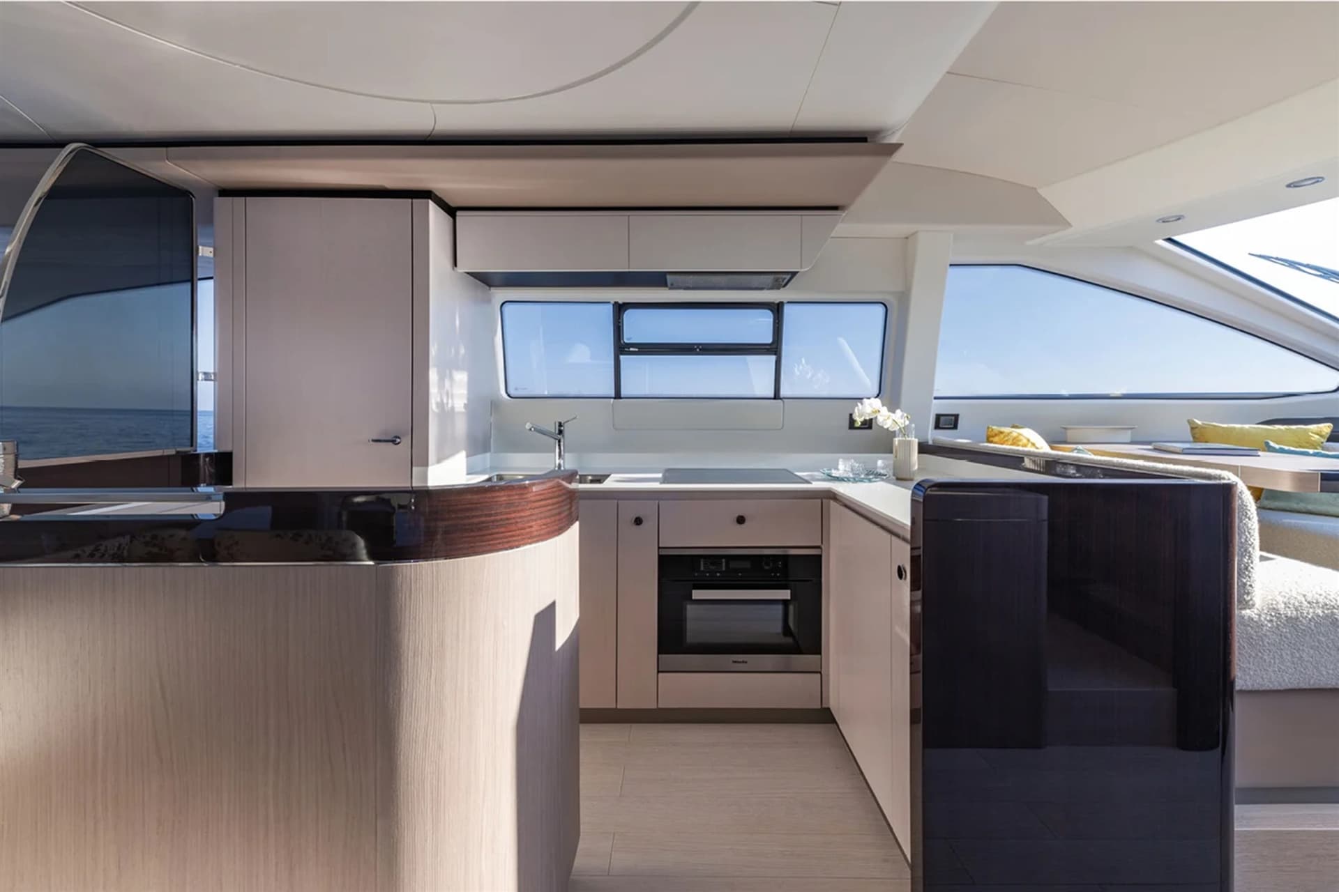 Azimut 72 Flybridge MY usato - foto hero 19