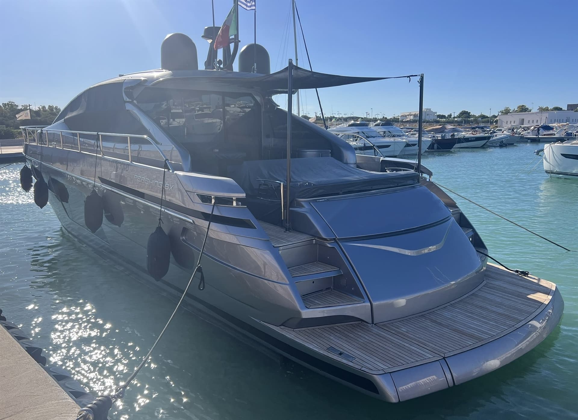 Pershing Pershing 6x - Deck View Pershing Pershing 6x - Deck View