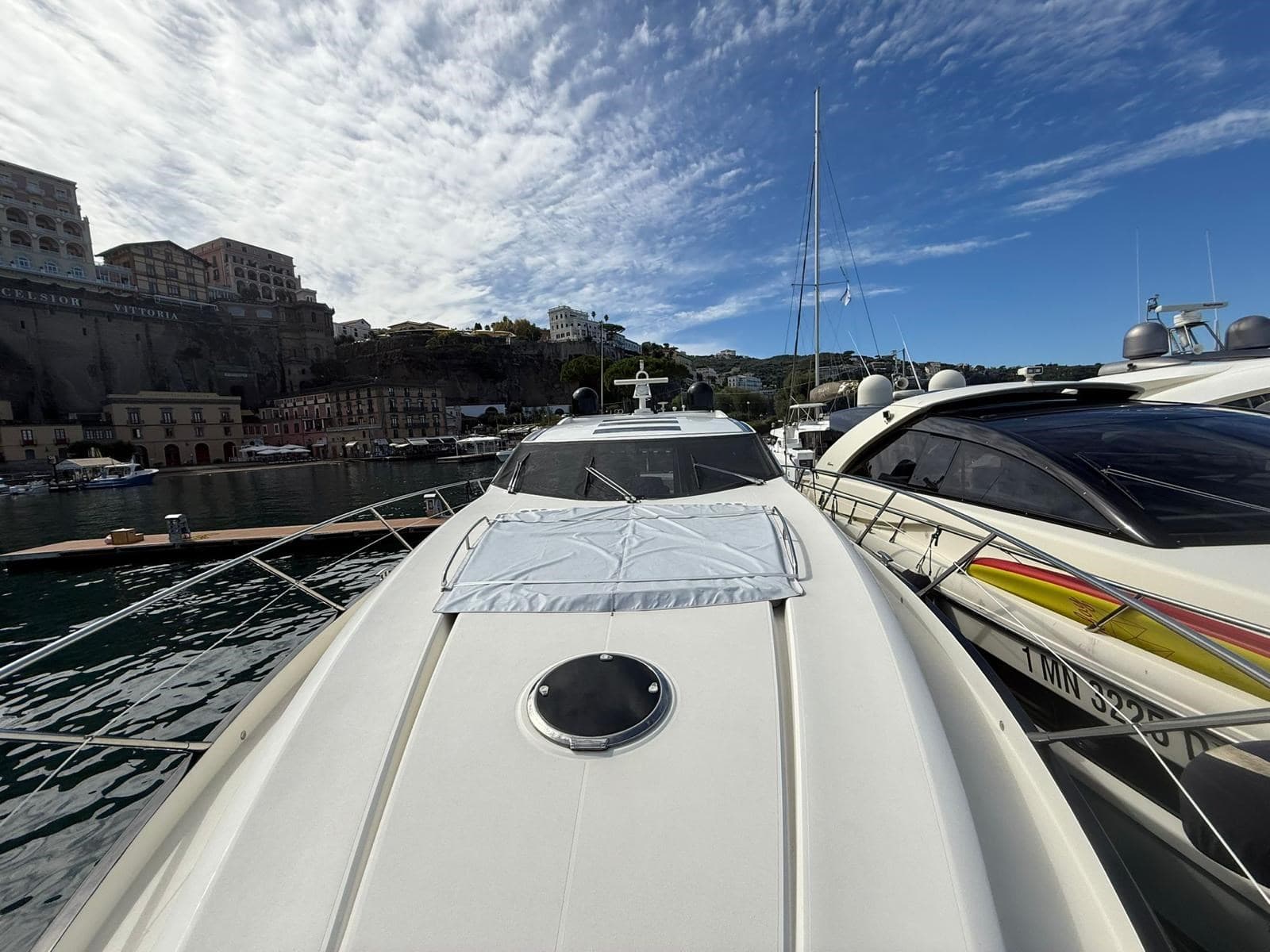 Sunseeker Predator 64 - Deck View Sunseeker Predator 64 - Deck View