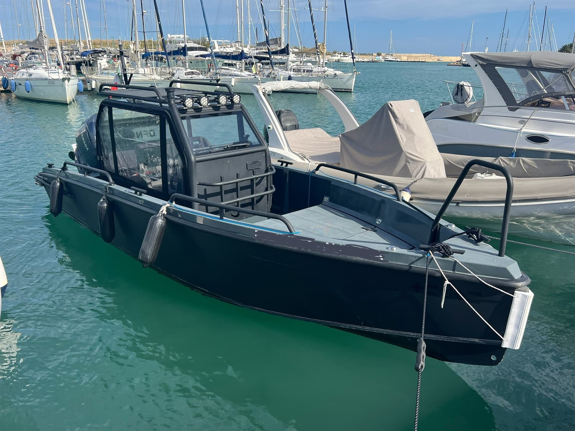 Xo Boats Dfndr 8 - Deck View Xo Boats Dfndr 8 - Deck View