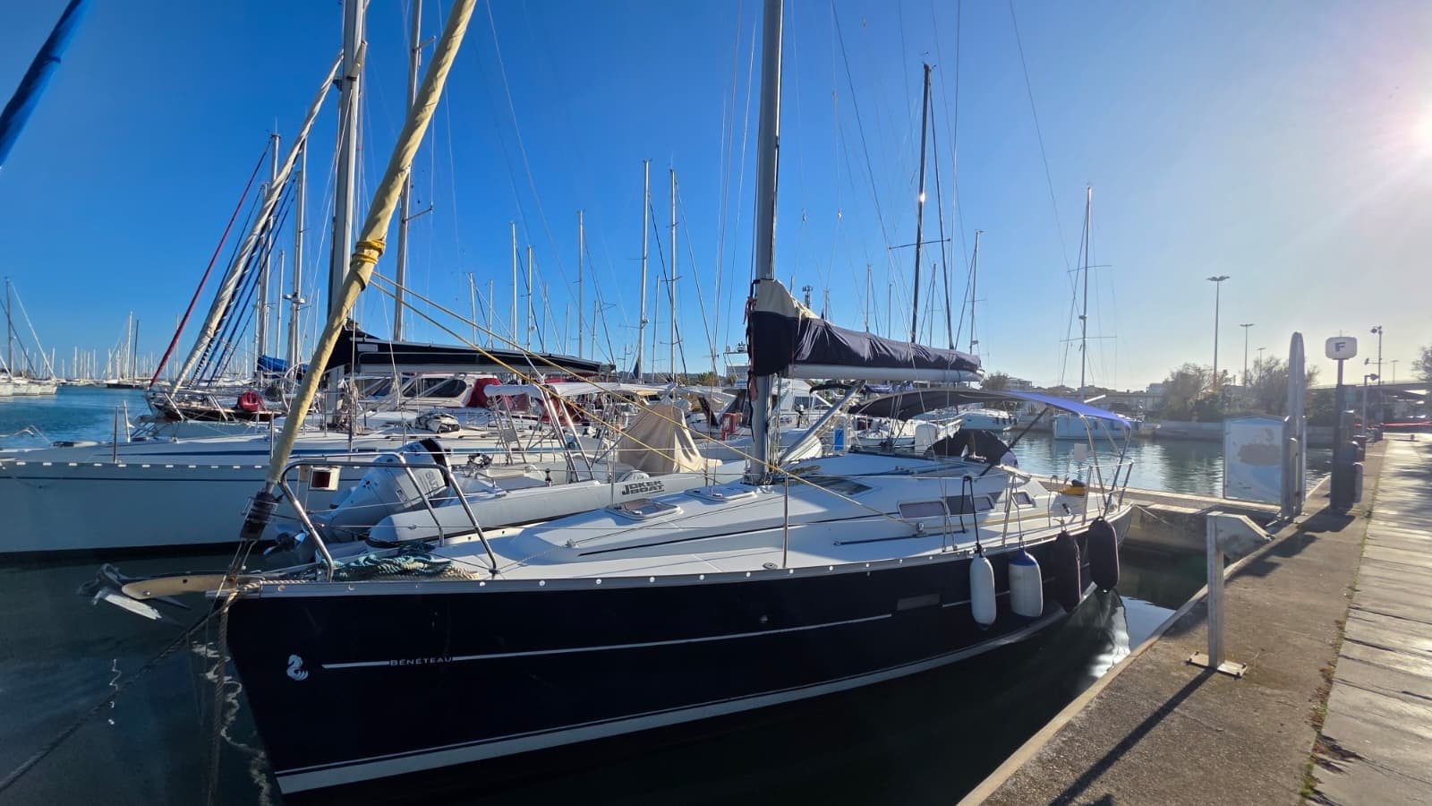 Beneteau Oceanis Clipper 323 usato - dettaglio 1