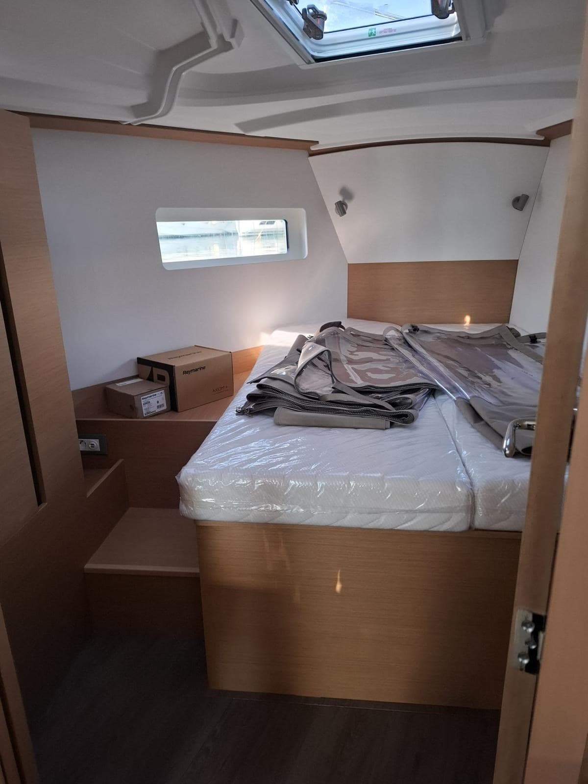Jeanneau SUN ODYSSEY 380 usato - foto hero 15