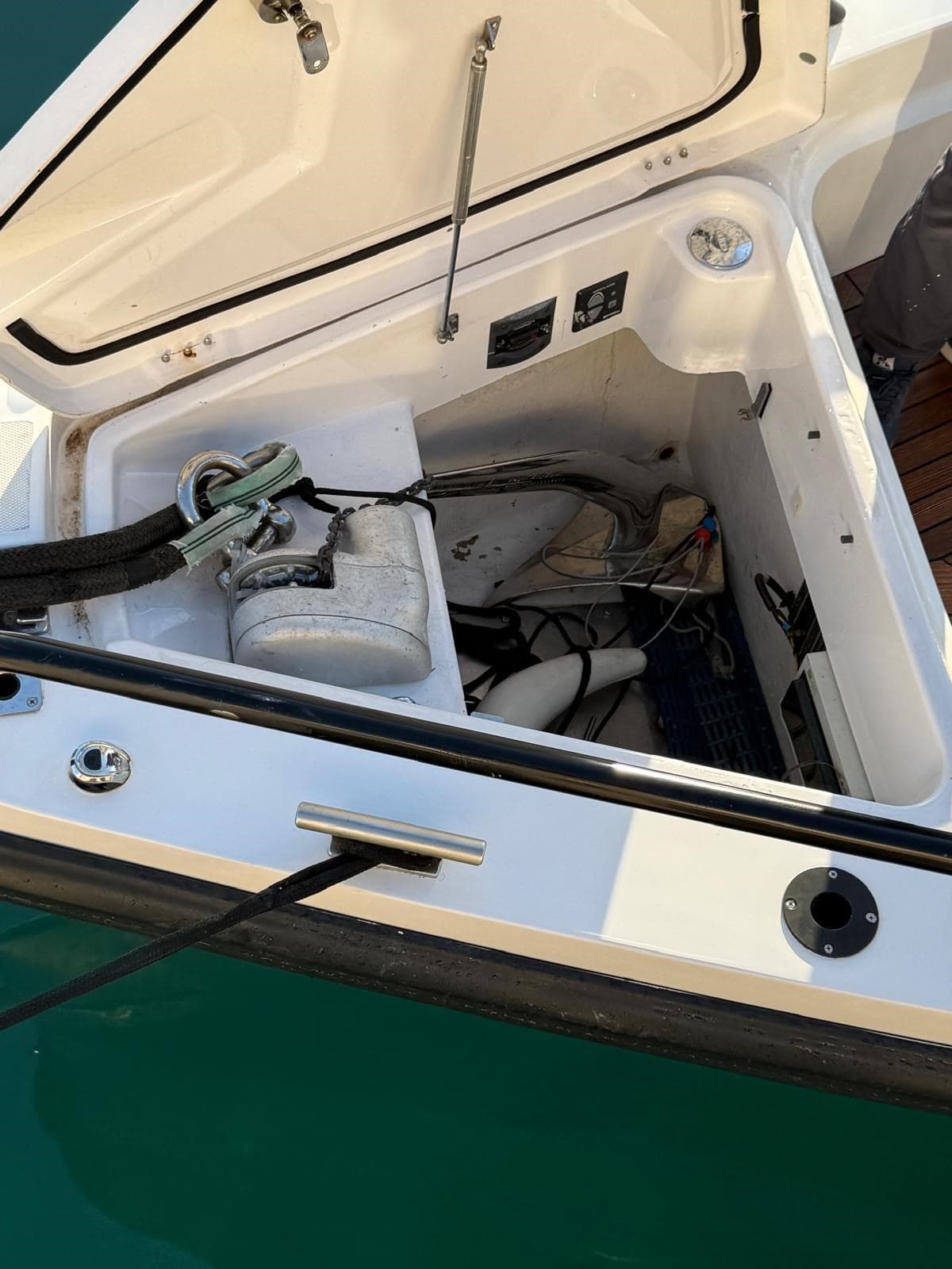 Axopar 37 XC Cross Cabin usato - foto hero 10