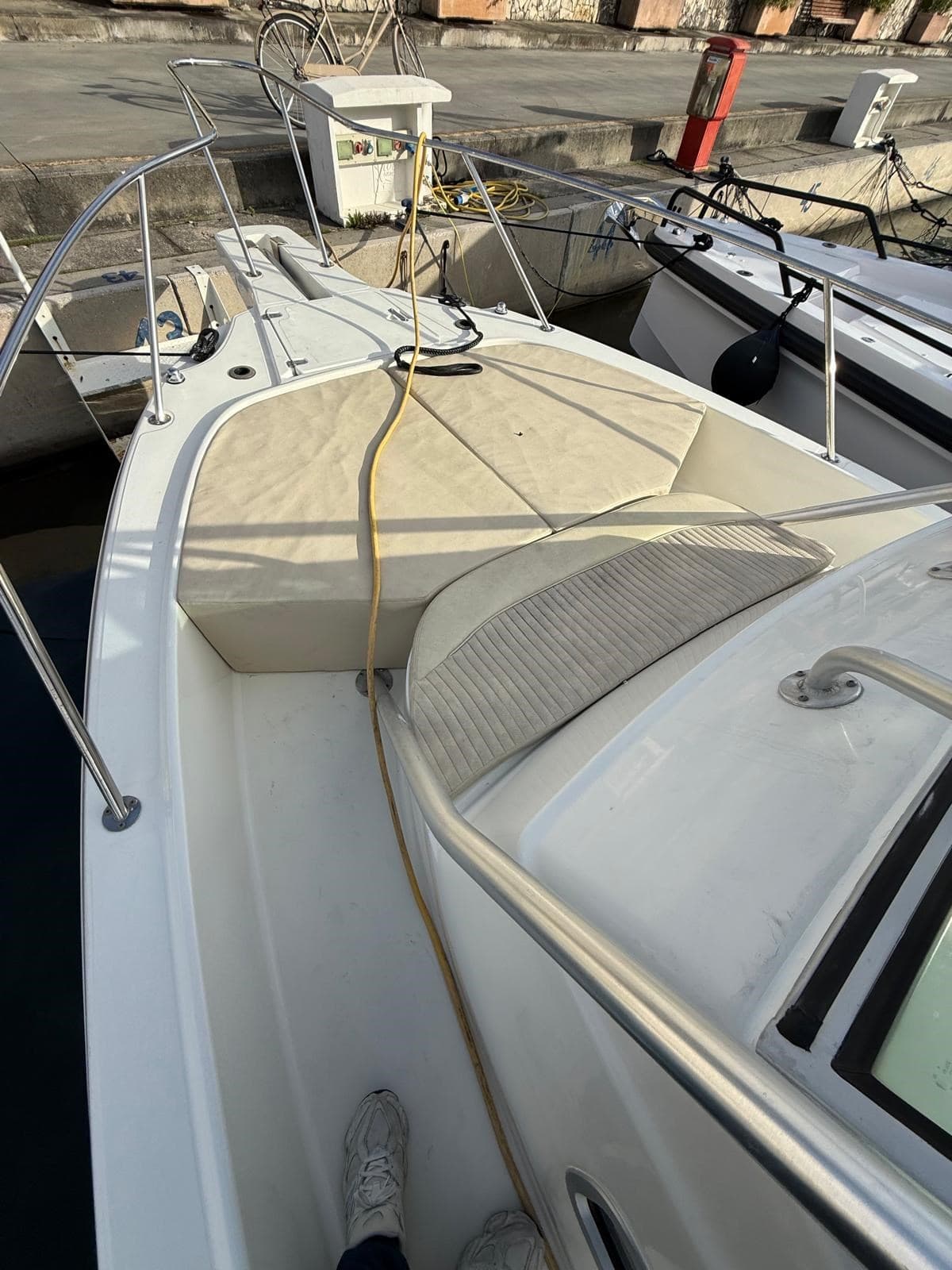Boston Whaler 290 Outrage usato - dettaglio 2