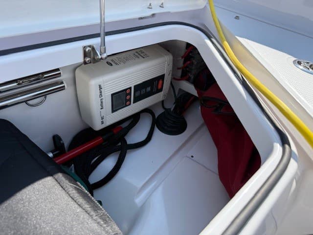 Axopar 28 Cross Cabin usato - foto hero 10