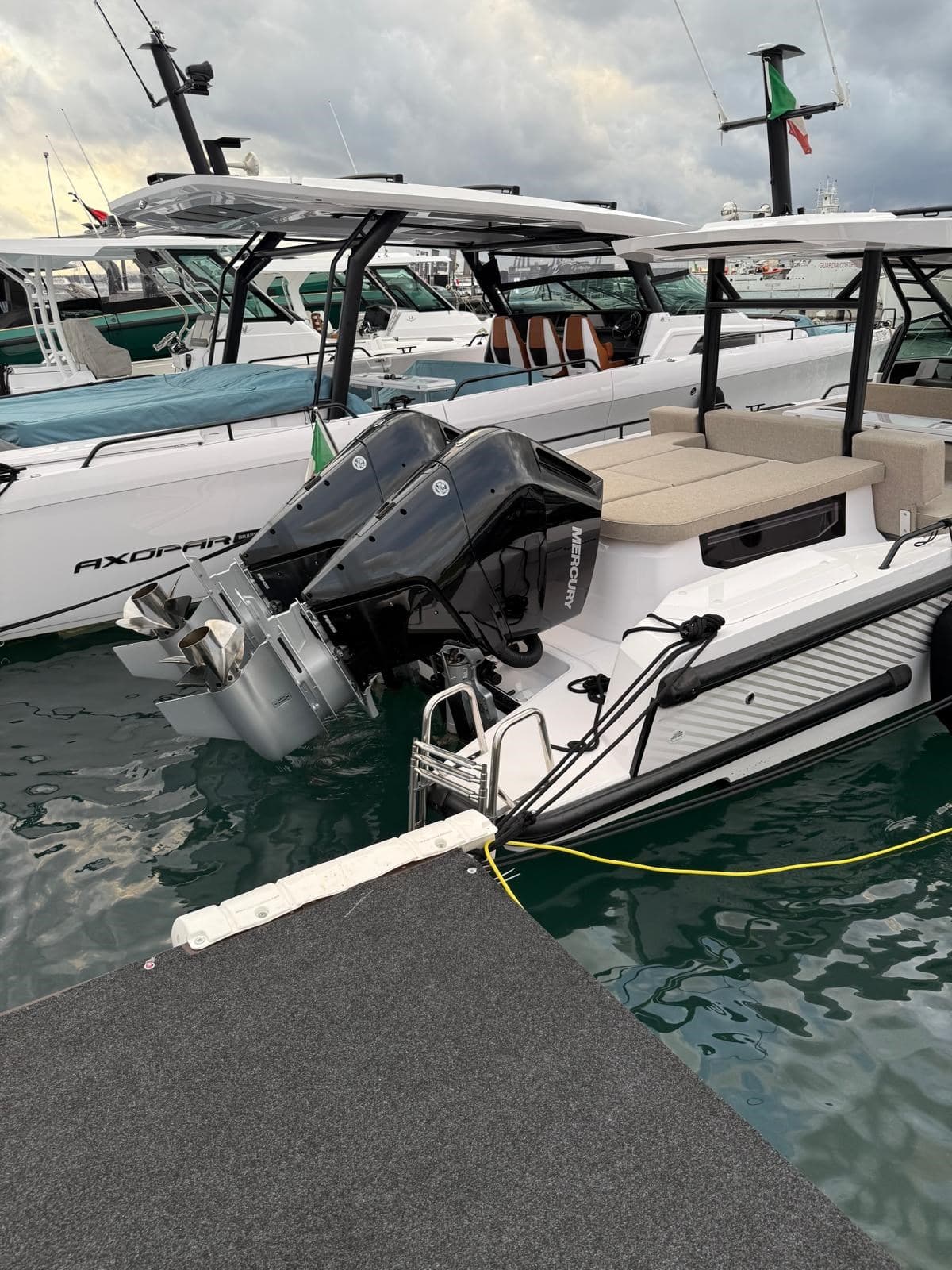 Axopar 37 St Sun Top - Detail View 1 Axopar 37 St Sun Top - Detail View 1