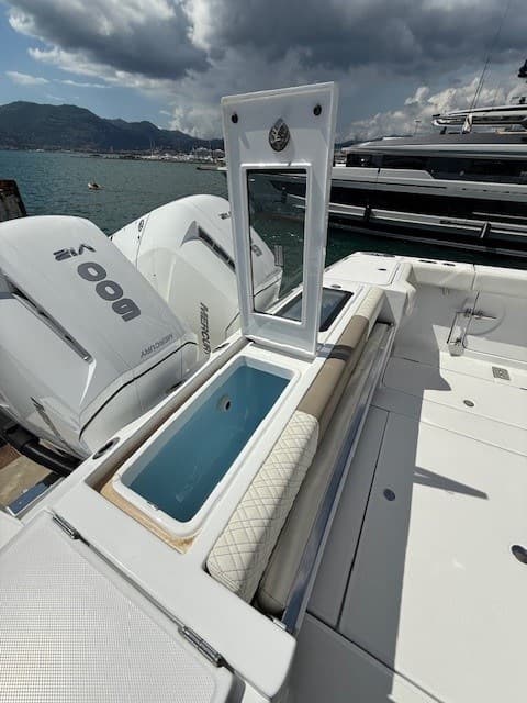 Bertram Yacht 39 cc usato - foto hero 9