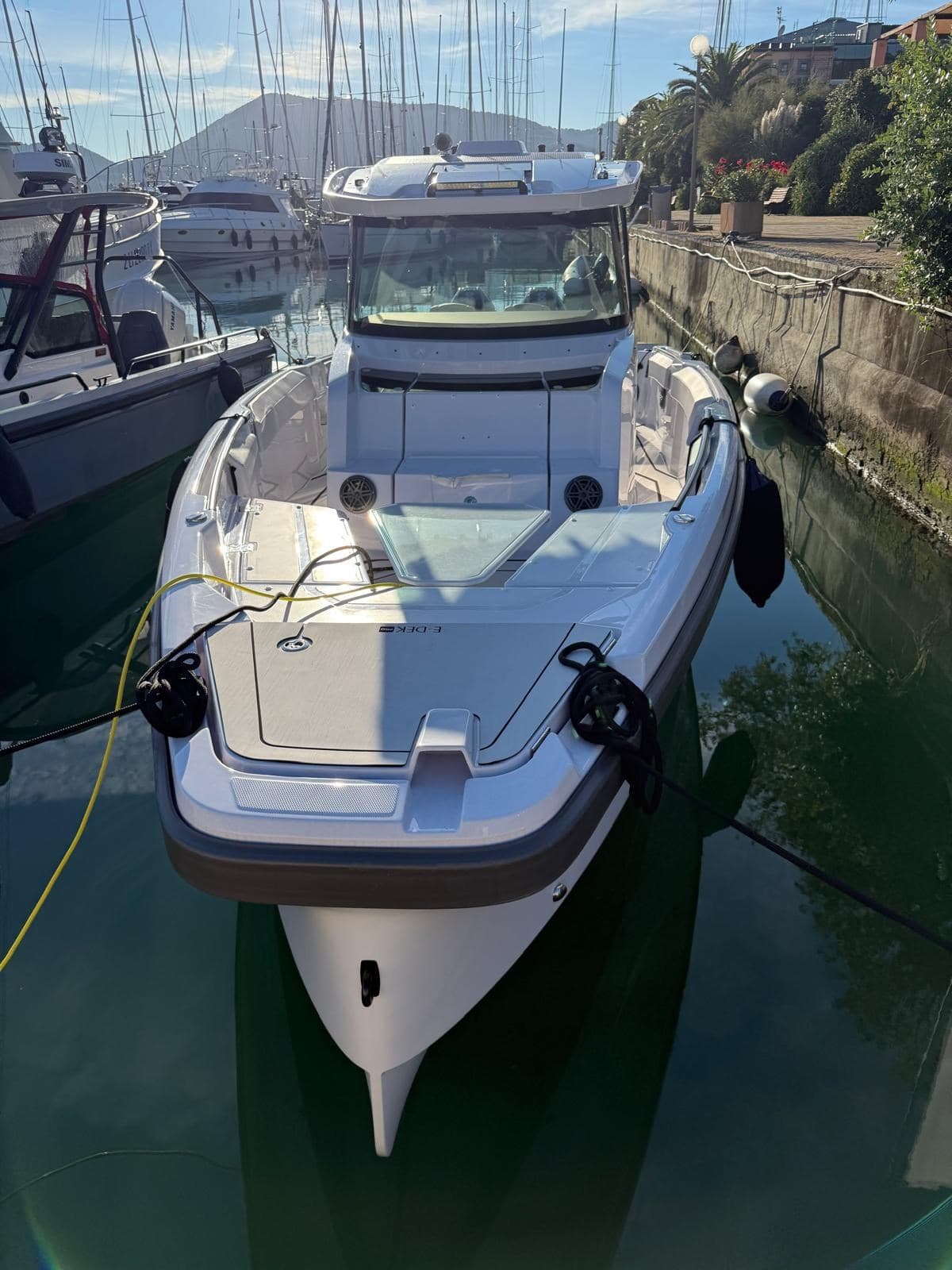 Axopar Boats 29 CCX gebraucht - Hauptansicht